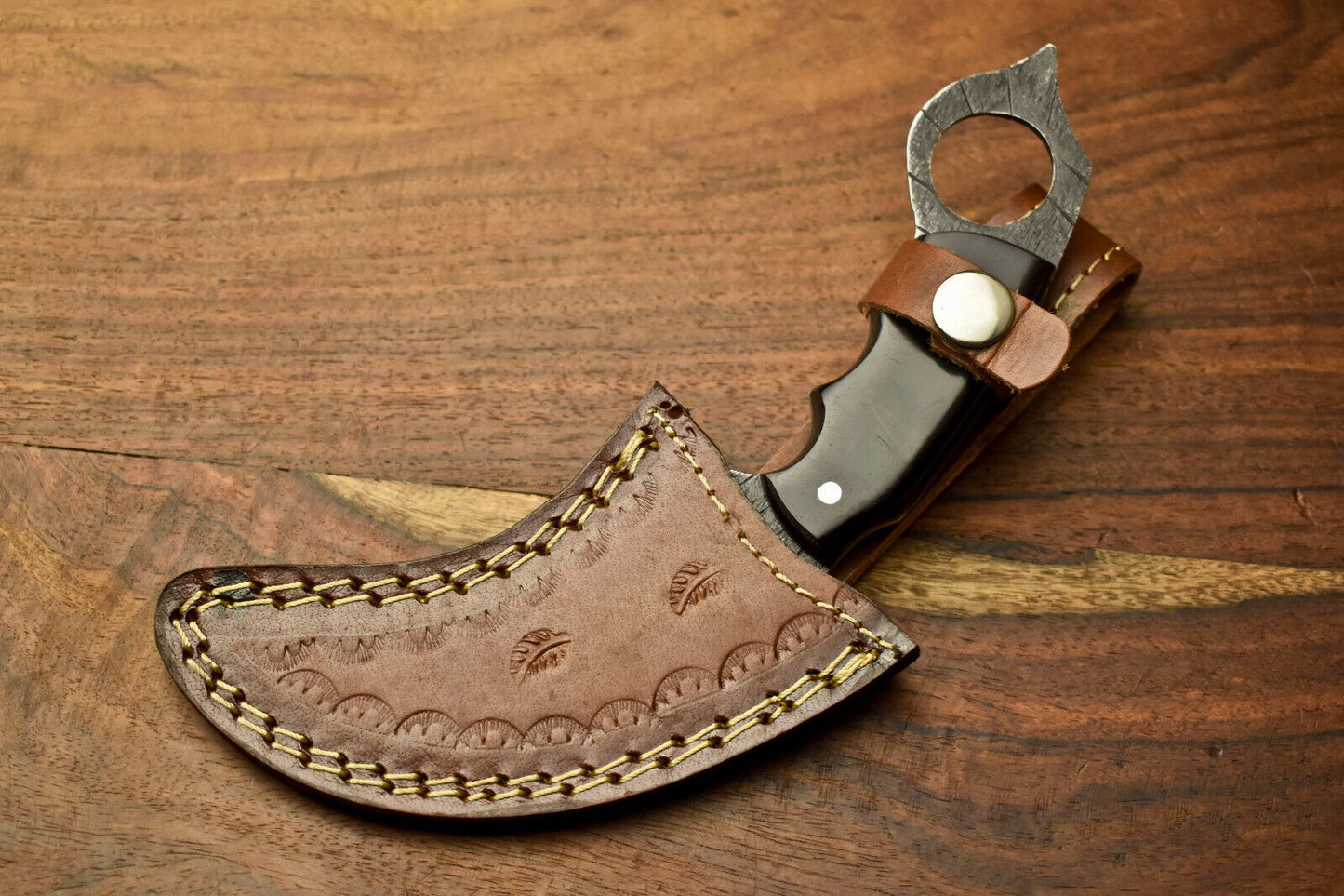 Best Karambit Knife 8.0" Handmade High Carbon Steel Blade Karambit With Resin Handle