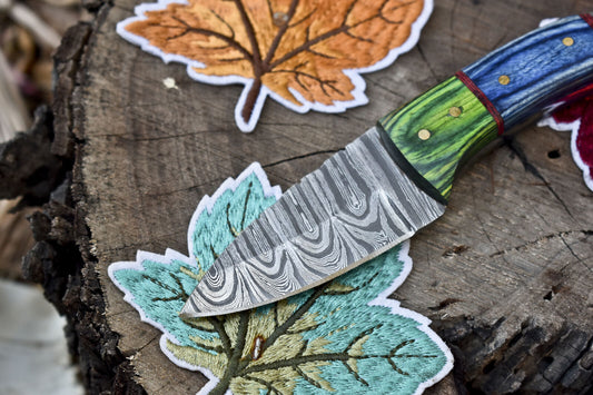 Custom Twist Pattern Damascus Skinner Knife – Hardwood Handle with Wooden Bolster & Leather Sheath