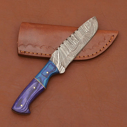 Forged Damascus Steel Skinner Knife with Wood Handle for Hunting and Camping
