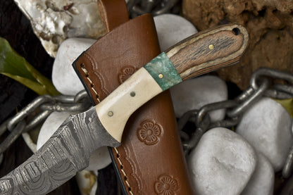 Twist Damascus Skinner Knife with Mixed Handle – Handmade Tactical Hunting Knife