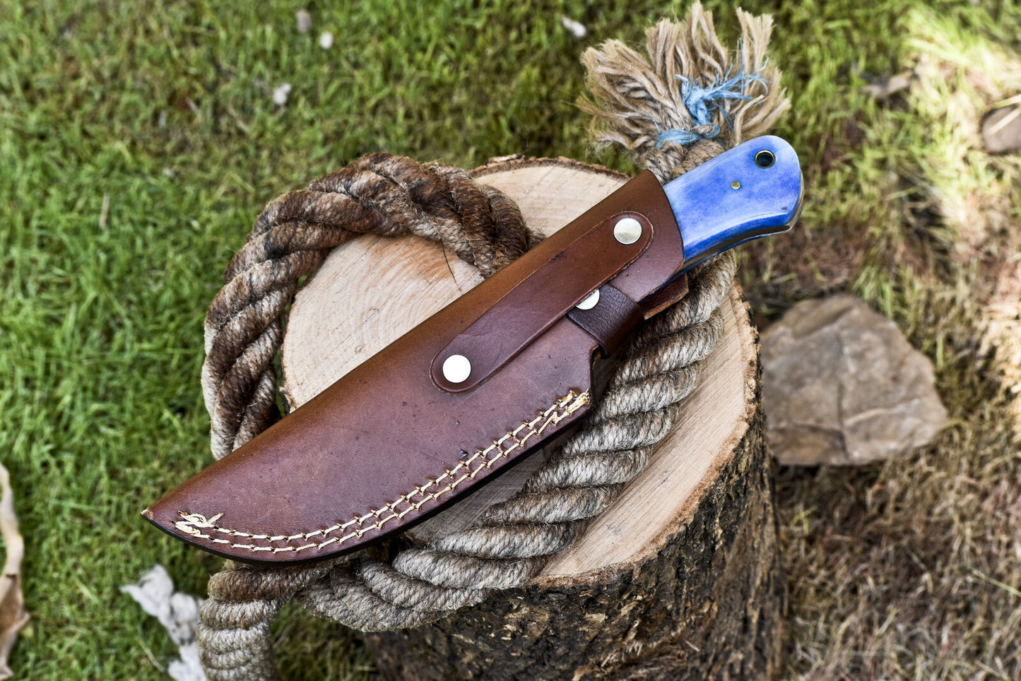Ladder Damascus Skinner Knife with Bone Handle and Wooden Bolster for Survival and Hunting