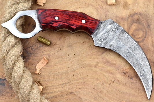 Custom Damascus Karambit Knife Hunting Karambit with Wood Handle and Sheath