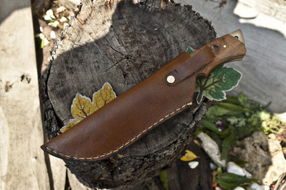 Twist Damascus Hunting Skinner Knife with Walnut Wood Handle – Custom Forged Survival Blade