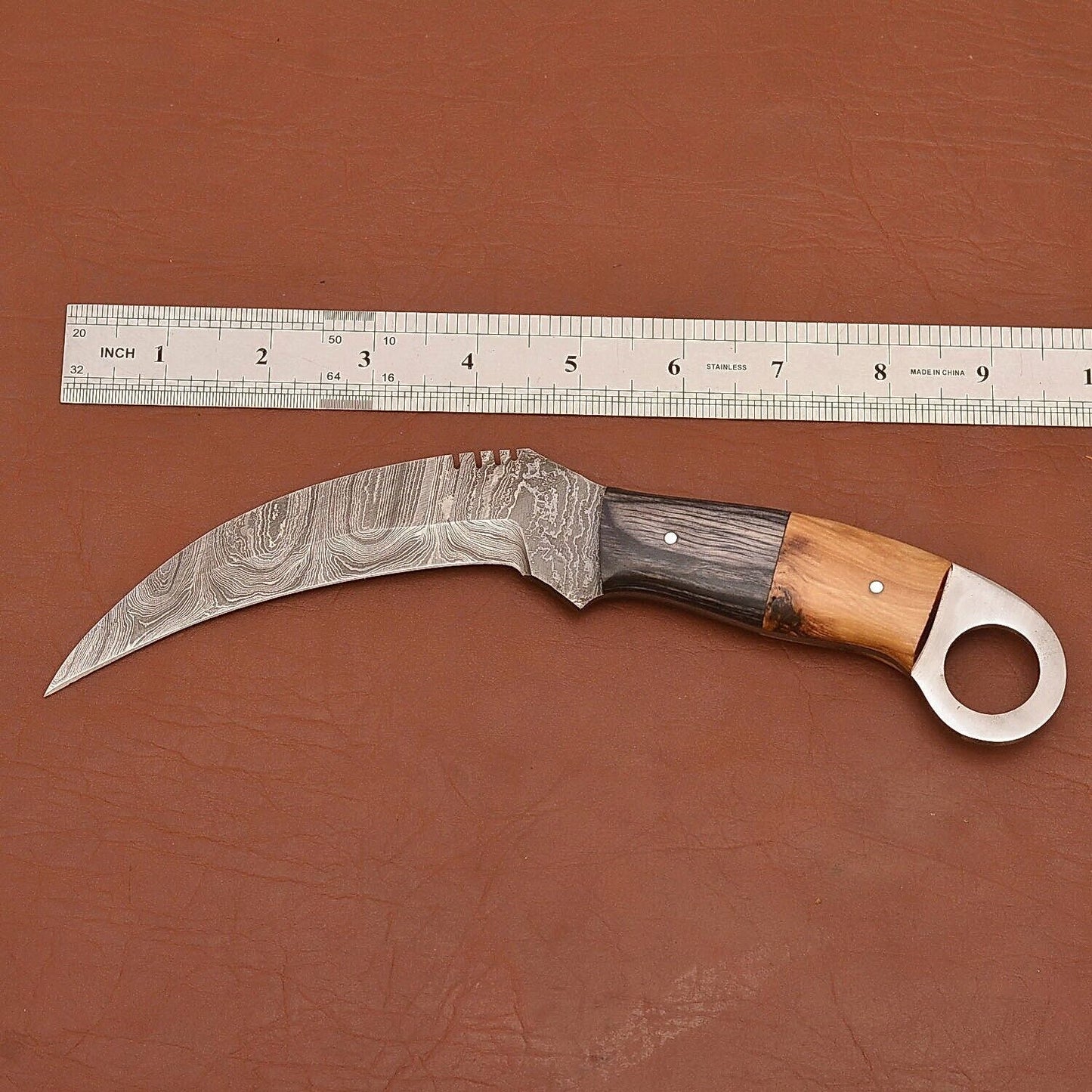 Handmade Damascus Karambit Best Karambit Damascus Steel Hunting Knife with Wood Handle