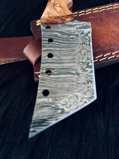 9" Tanto Bowie Knife – Twist Damascus Steel Blade & Camel Bone Handle