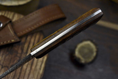Twist Damascus Skinner Knife with Walnut Wood Handle – Custom Handmade Survival Hunting Blade