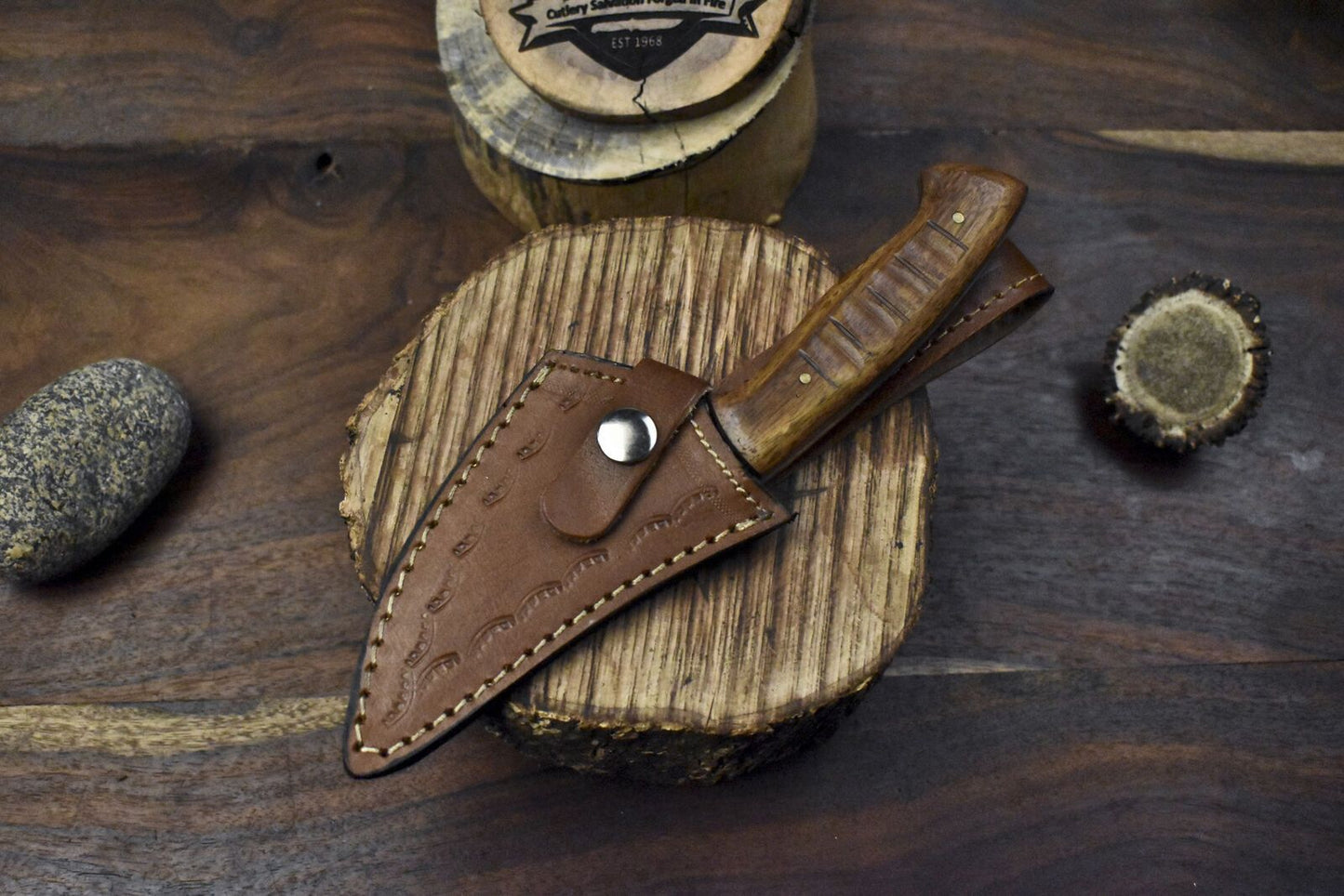 Twist Damascus Skinner Knife with Walnut Wood Handle – Custom Handmade Survival Hunting Blade