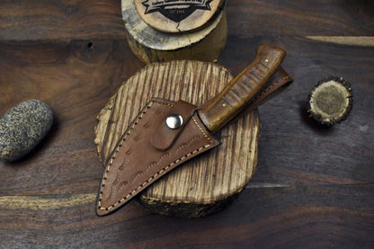 Twist Damascus Skinner Knife with Walnut Wood Handle – Custom Handmade Survival Hunting Blade