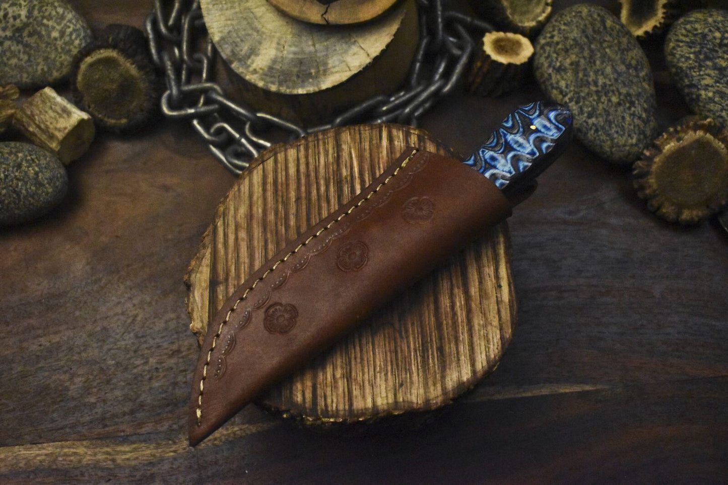 8" Handmade Twist Damascus Skinner Knife with Hardwood Handle and Survival Design