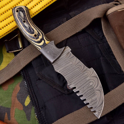 Brown Full Tang Tracker Knife – Custom Damascus Steel Hunting Blade with Micarta Handle & Sheath