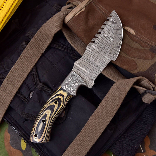 Brown Full Tang Tracker Knife – Custom Damascus Steel Hunting Blade with Micarta Handle & Sheath