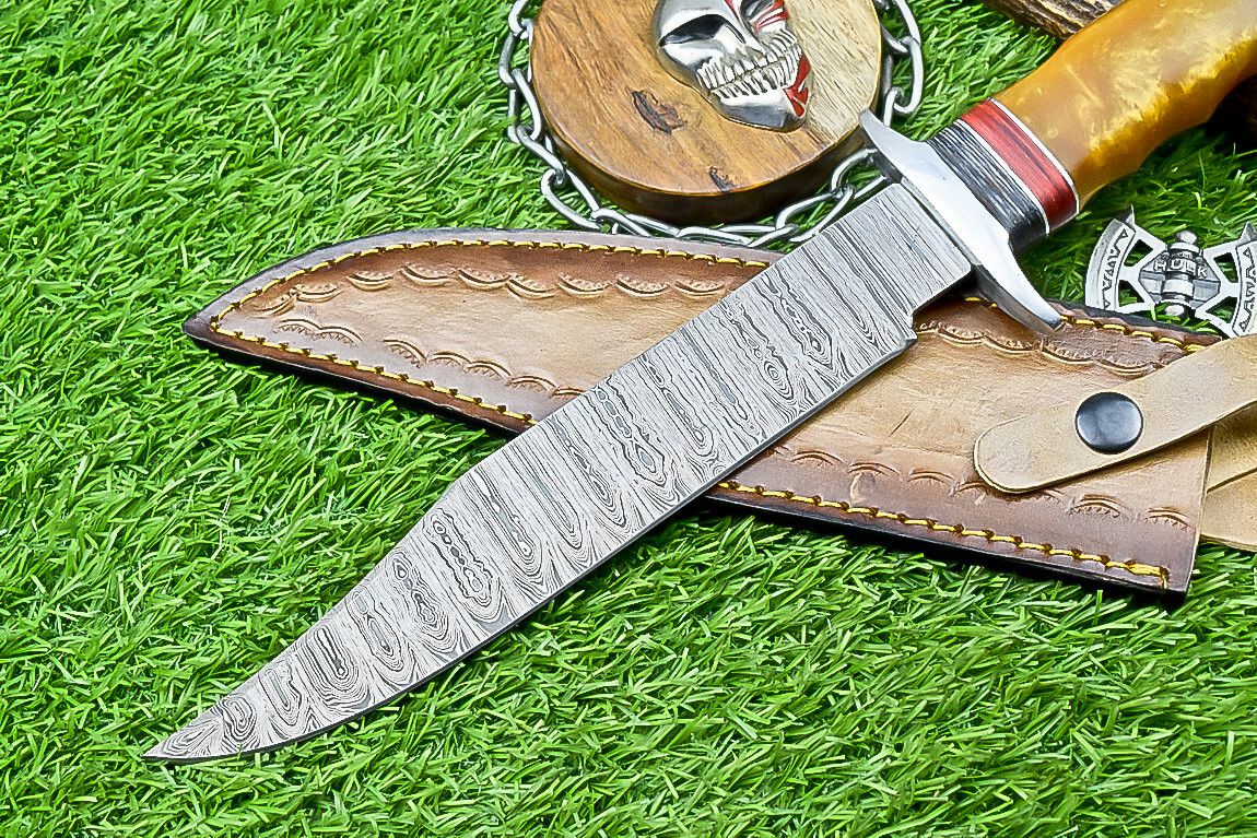 14" Premium Handmade Damascus Bowie Knife – Resin Handle & Leather Sheath