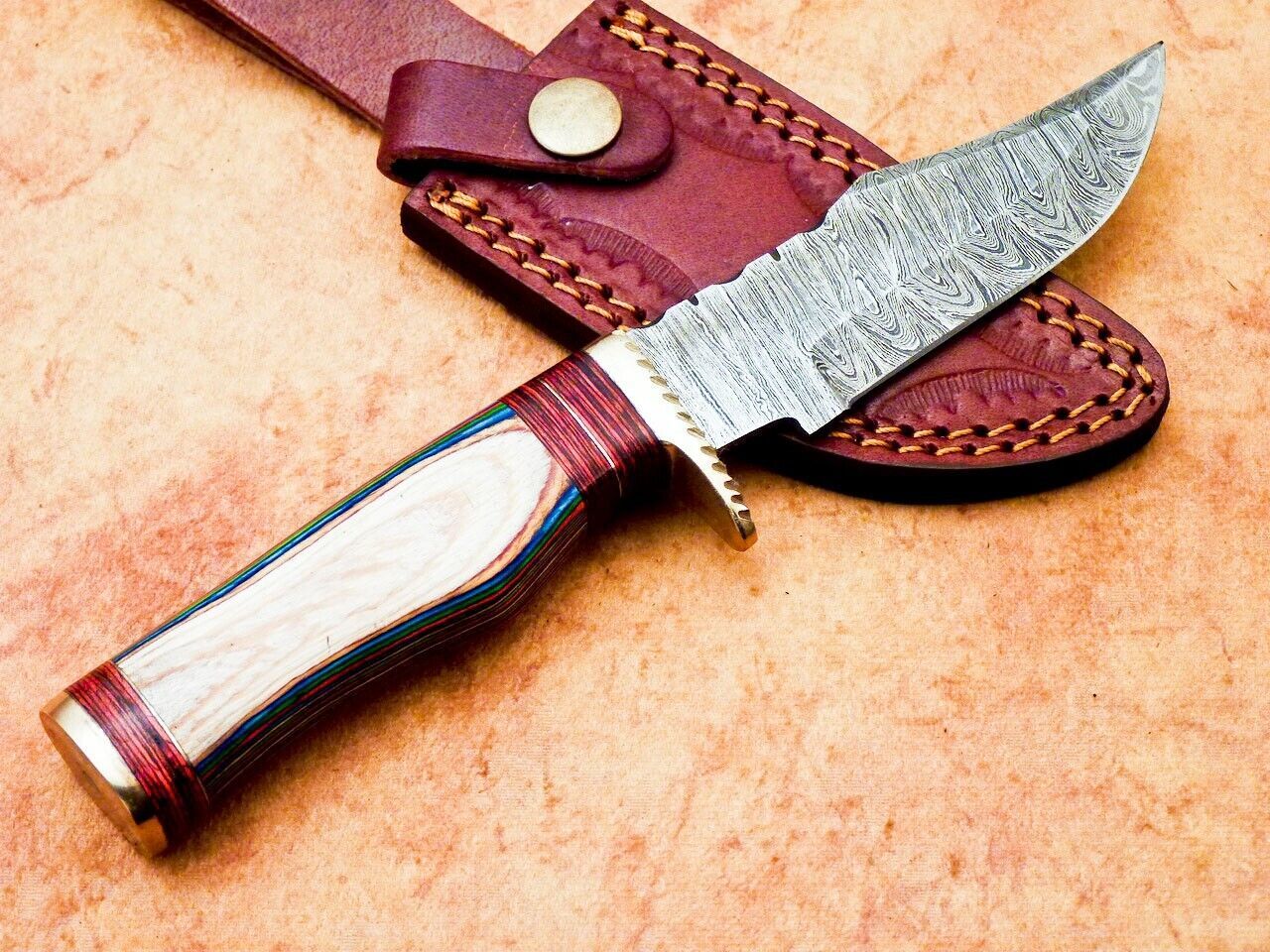 8 Inch Handmade Damascus Steel Hunting Knife with Hard Wood Handle