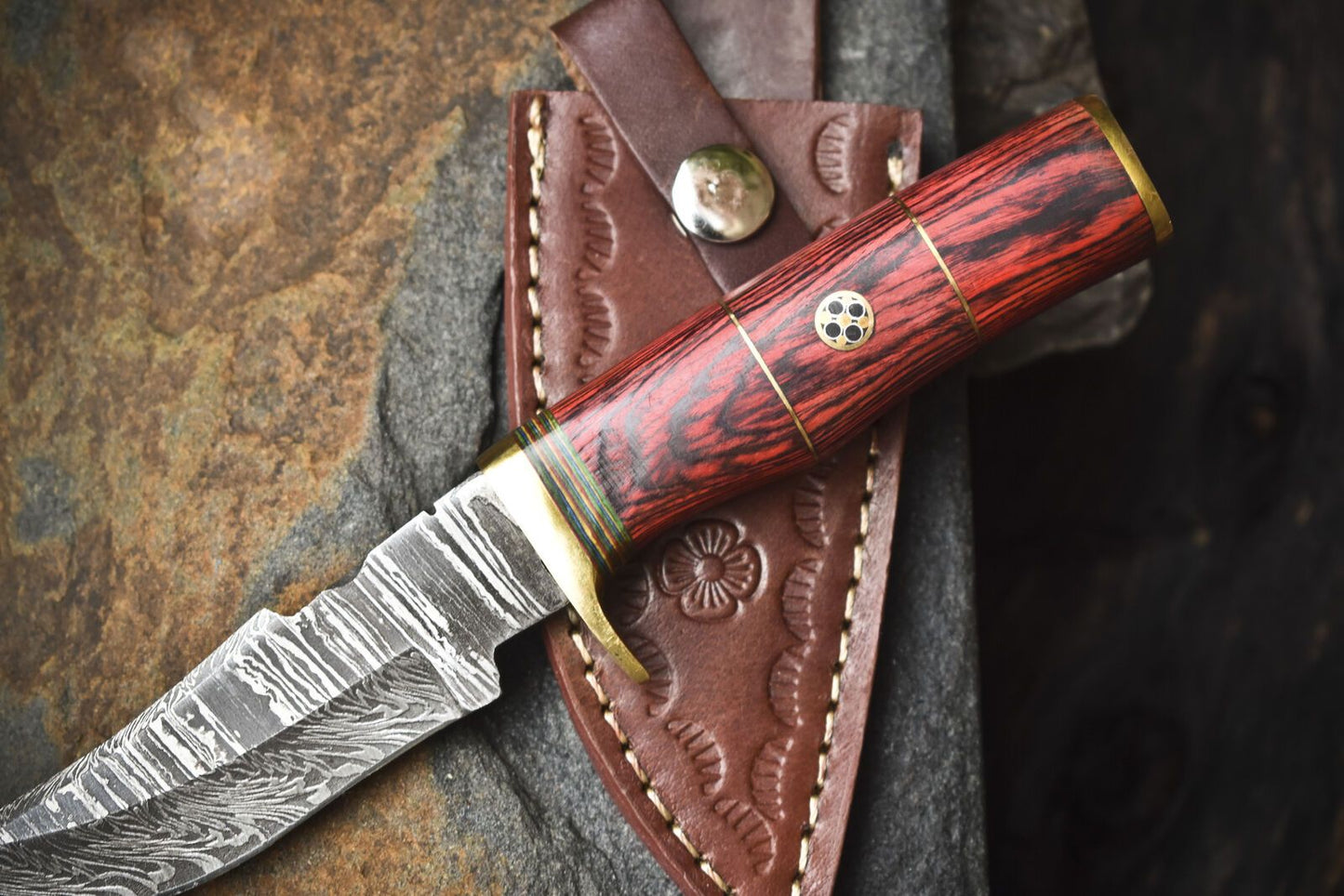 Twist Damascus Skinner Knife with Hardwood Handle – 8" Hand Forged Hunting Blade