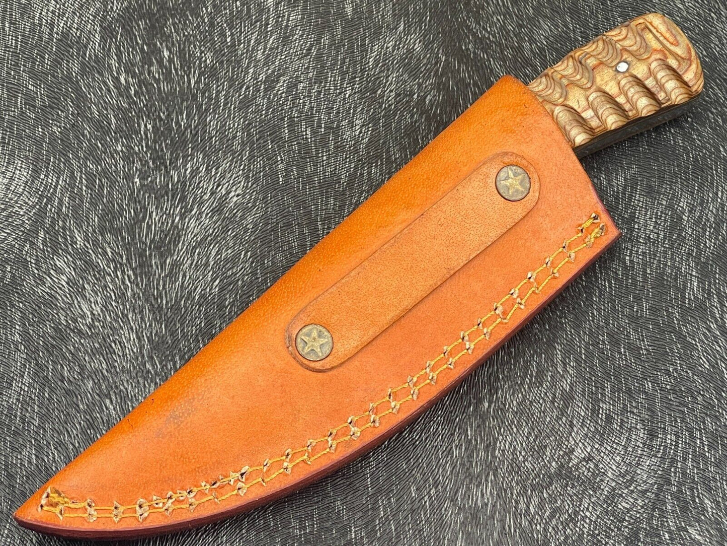 7 Inch Handmade Damascus Steel Bowie Knife with Hardwood Handle