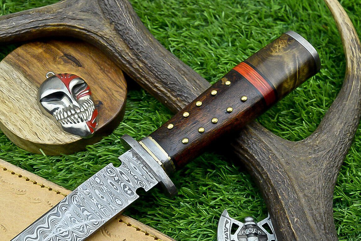 15 Inch Handmade Damascus Steel Hunting Dagger Knife with Natural Wood Handle and Sheath