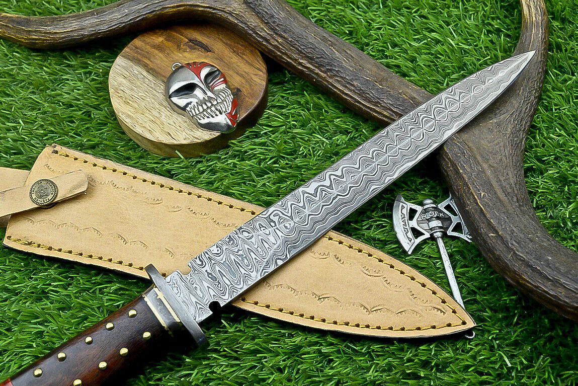 15 Inch Handmade Damascus Steel Hunting Dagger Knife with Natural Wood Handle and Sheath