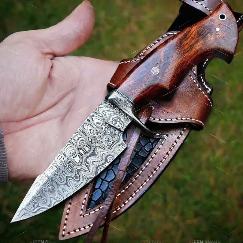 Heritage Forge 10 Inch Damascus Steel Bowie Knife with Rose Wood Handle for Hunting and Camping