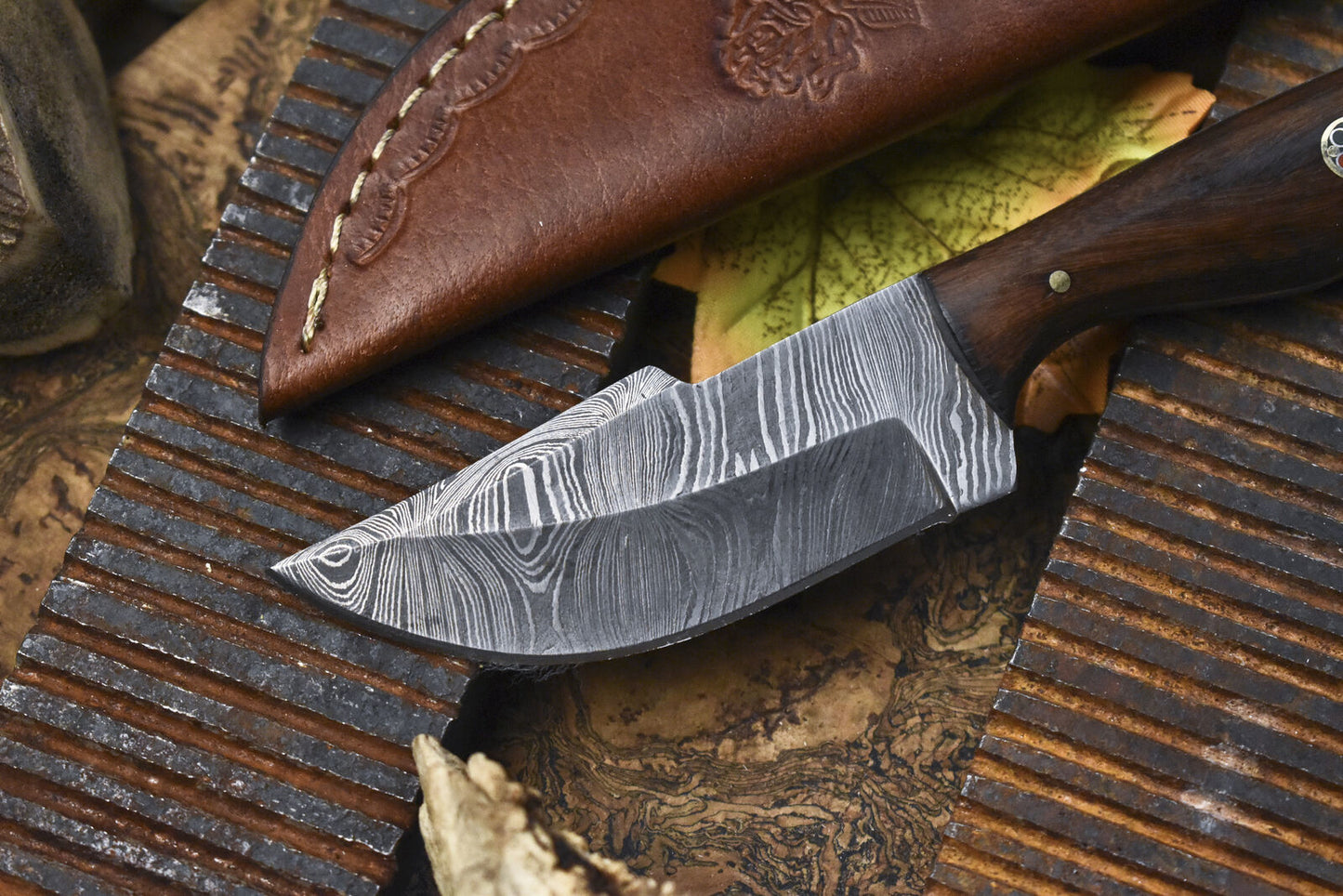 Hot Item 6 Inch Skinner Knife Twist Damascus Bone Handle Brass Guard w/ Leather Sheath