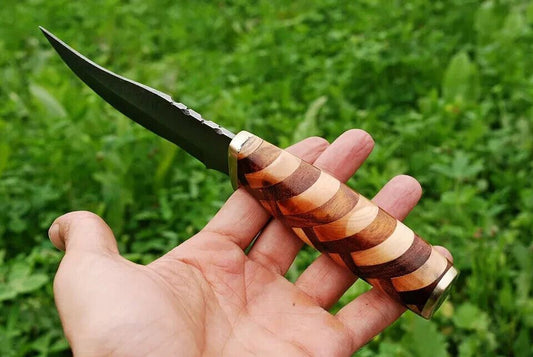 Custom Handmade Damascus Steel Hunting Knife | Wood Handle | Fixed Blade Skinner Knife with Sheath