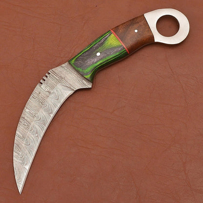 Custom Damascus Karambit Full Tang Karambit Damascus Steel Hunting Knife with Wood Handle