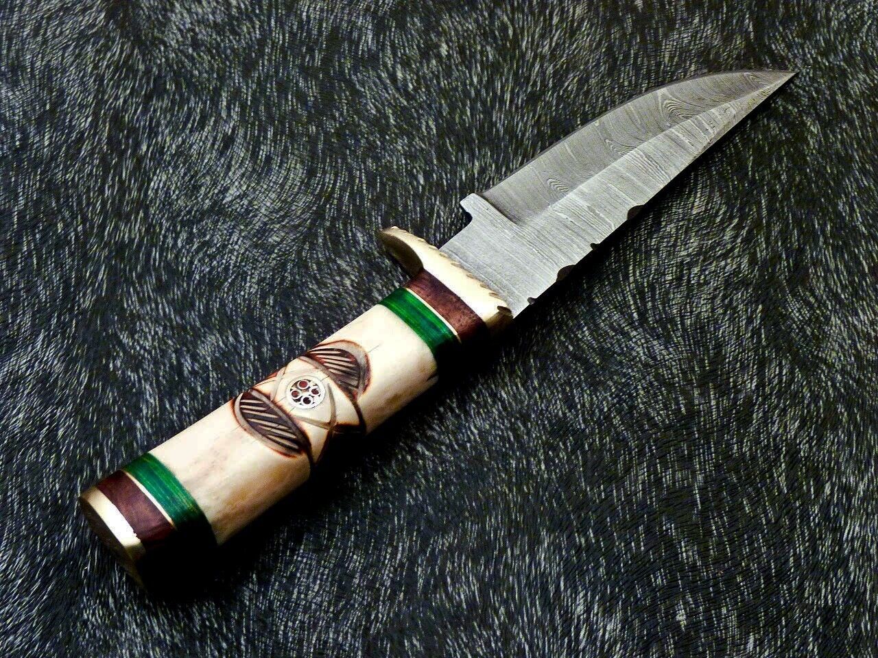 8" Hand Forged Damascus Bowie Knife – Engraved Camel Bone & Hardwood Handle