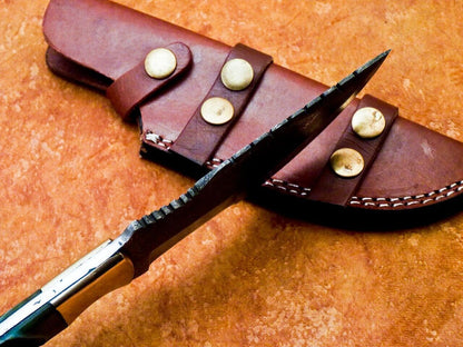 10" Full Tang Damascus Bowie Knife – Camel Bone Handle & Brass Bolster