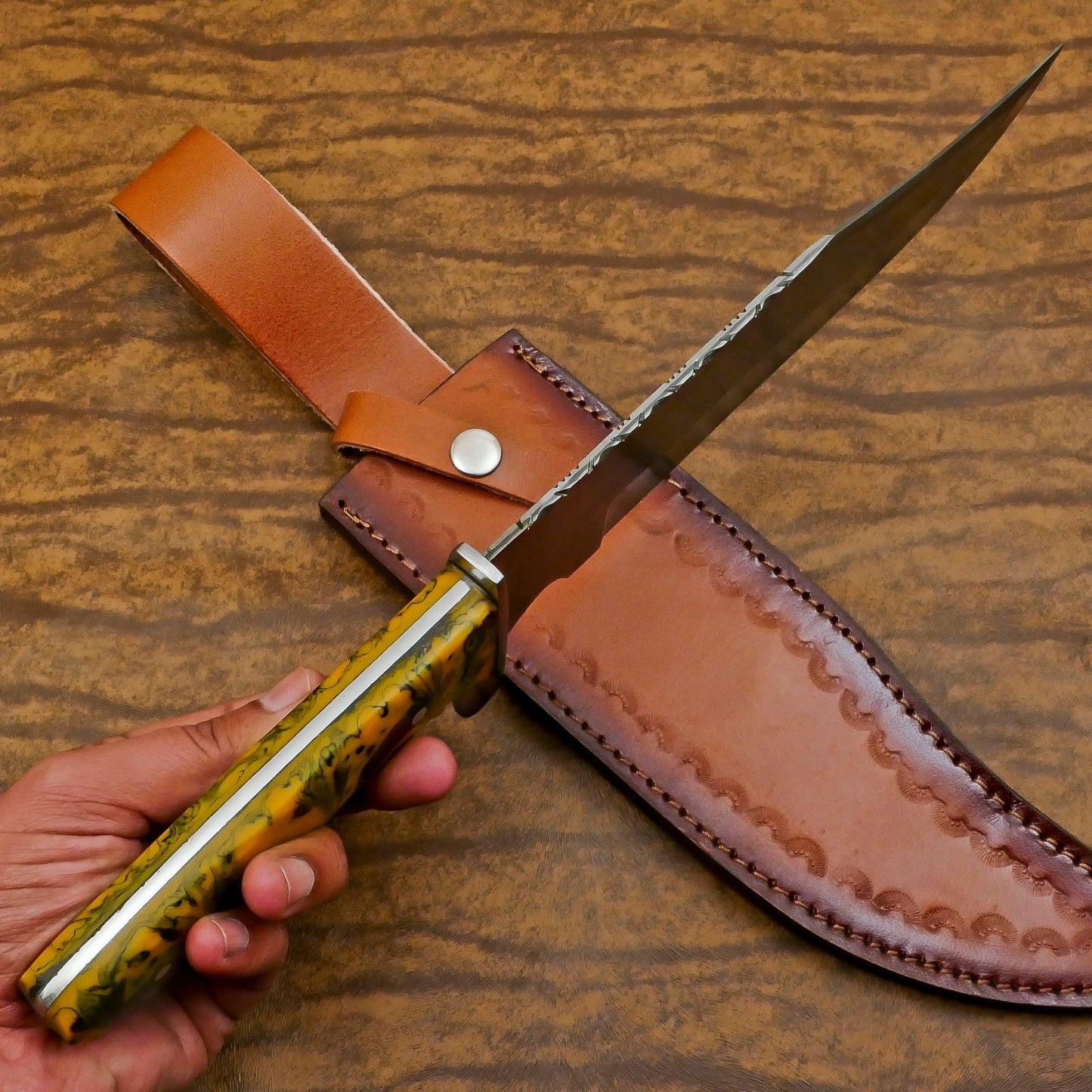 Heritage Forge Full Tang Handmade Damascus Steel Bowie Hunting Knife Resin Handle