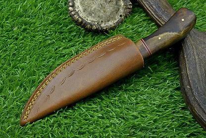 9 Inch Custom Damascus Steel Hunting Knife with Natural Wood Handle and Sheath