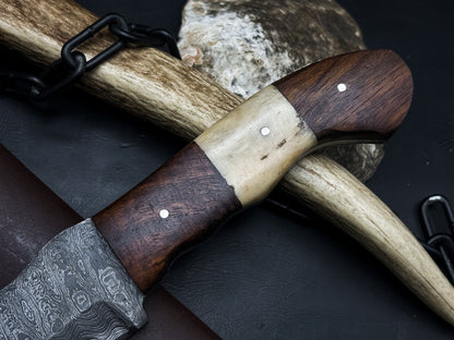 Handmade Damascus Steel Hunting Tracker Knife – Full Tang EDC Drop Point with Wood Handle & Leather Sheath