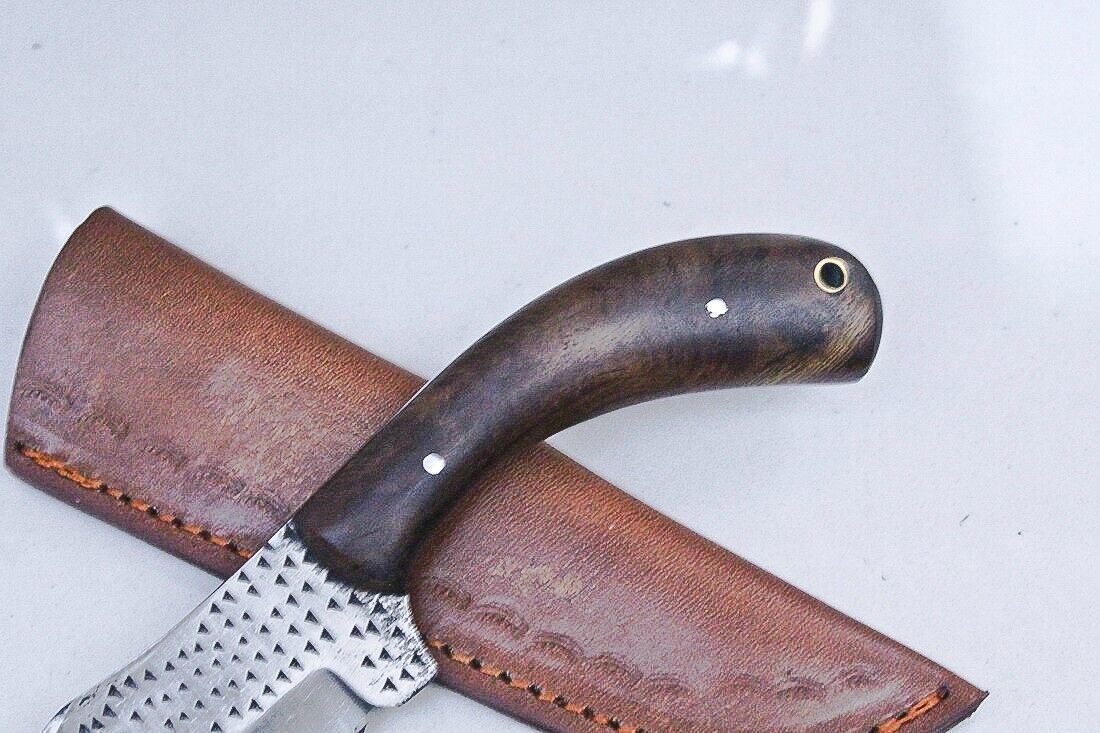 D2 Steel Hunting Skinner Knife – Walnut Wood Handle, Leather Sheath