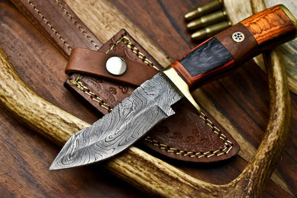 8 Inch Custom Damascus Hunting Knife with Hardwood Handle