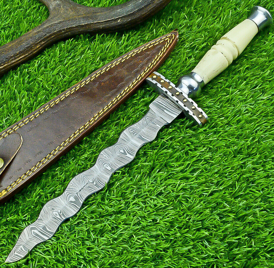 Custom Hand Forged Damascus Steel Bowie Knife Kris Dagger Hunting Knife