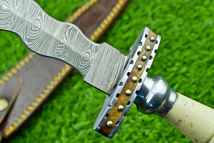 Custom Hand Forged Damascus Steel Bowie Knife Kris Dagger Hunting Knife