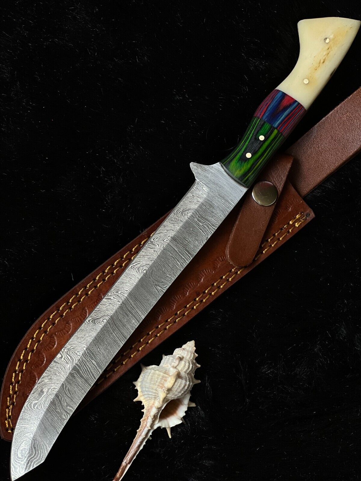 13" Twist Damascus Steel Bowie Knife – Camel Bone & Wood Handle