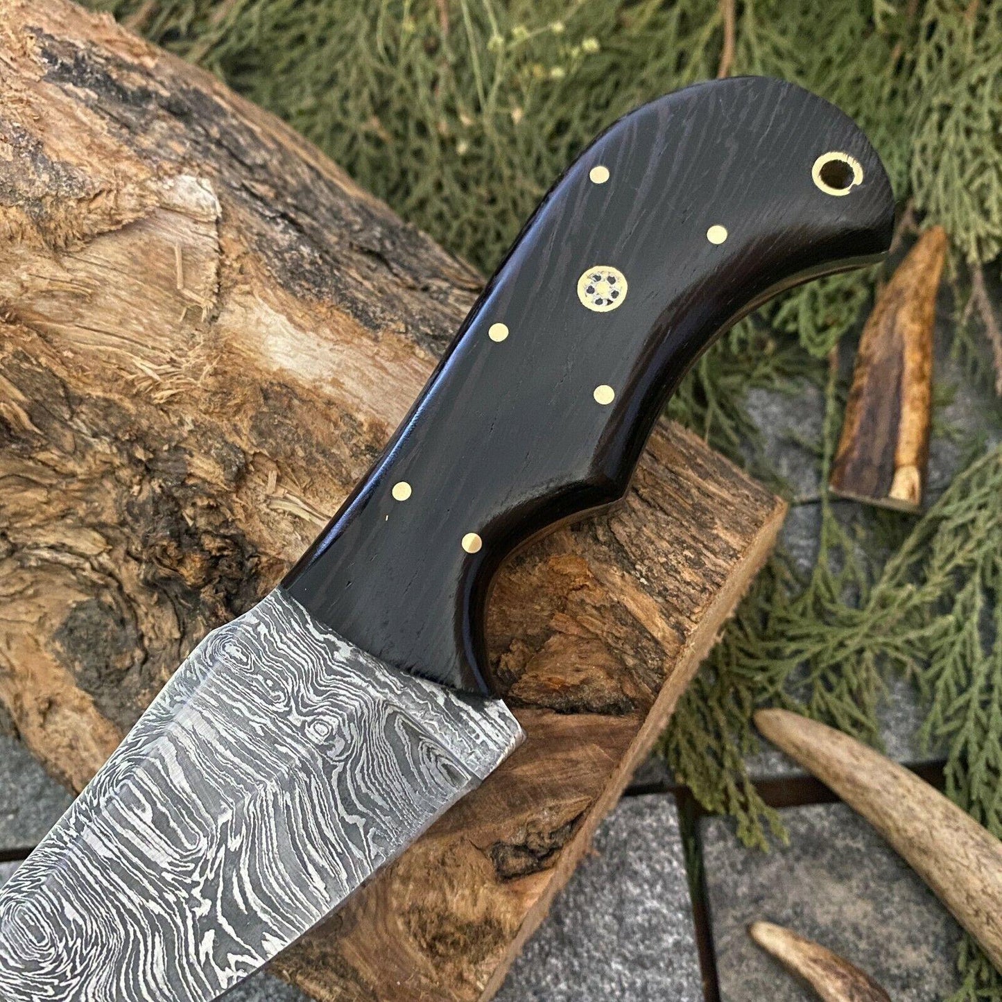 Custom Hand Forged Damascus Steel Hunting Bowie Knife | Wood Handle