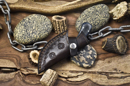 Compact Twist Damascus Skinner Knife – Hand Forged EDC Blade with Hardwood Handle 6"
