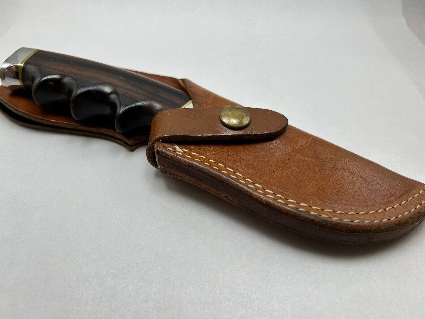 Skinner Knife Model 400 – Wood Handle Fixed Blade with Leather Sheath