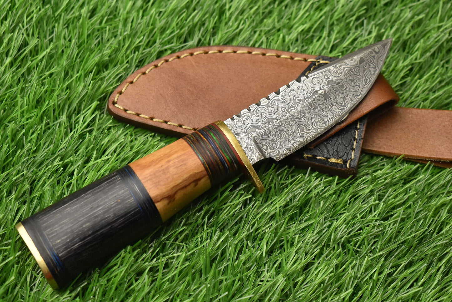 Hand Forged Damascus Skinner Knife with Olive Wood Handle and Brass Guard