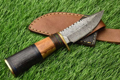 Hand Forged Damascus Skinner Knife with Olive Wood Handle and Brass Guard