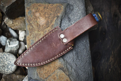 Handcrafted Twist Damascus Skinner Knife with Gut Hook and Hardwood Handle – Custom Hunting Sports Knife