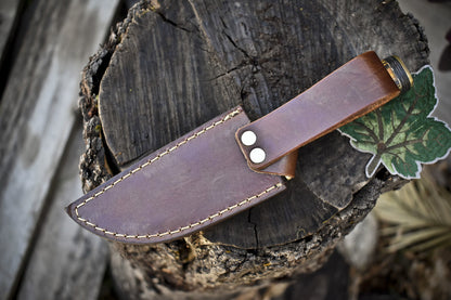 8.0 in Hot Item Skinner Knife w Gut Hook Twist Damascus Hard Wood Outdoor