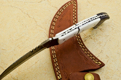 9" Handmade Damascus Karambit Full Tang Karambit Damascus Steel Knife With Wood and Resin Handle