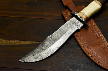 The Duneshadow: A One-of-a-Kind Damascus Trailing Point Hunter with Camel Bone Handle