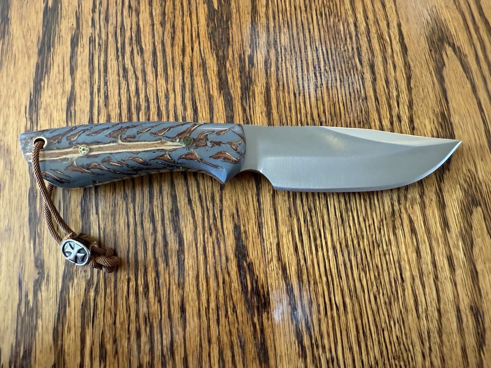 3.5–4" Small Skinner Knife – Corelon & Pine Cone Handle with Leather Sheath