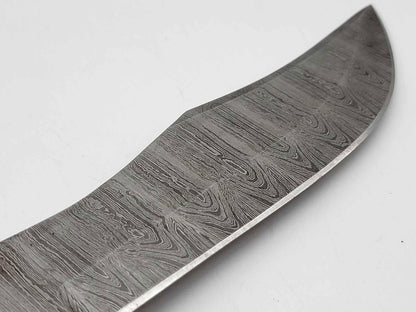Custom Damascus Bowie Knife – Clip Point Fixed Blade with Wood Handle, Pommel & Leather Sheath | Heritage Forge