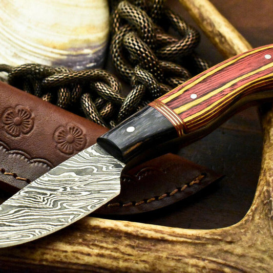 7.5” Handmade Damascus Bowie Knife | Hardwood Handle with Brass Spacers