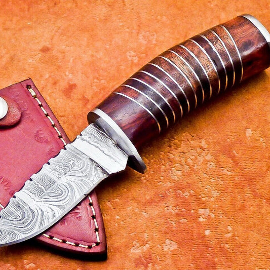 7.5" Handmade Damascus Bowie Knife with Natural Hardwood Handle