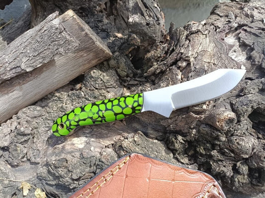 7″ Handforged Custom Skinner Knife – Stainless Steel Blade, Resin Handle & Leather Sheath