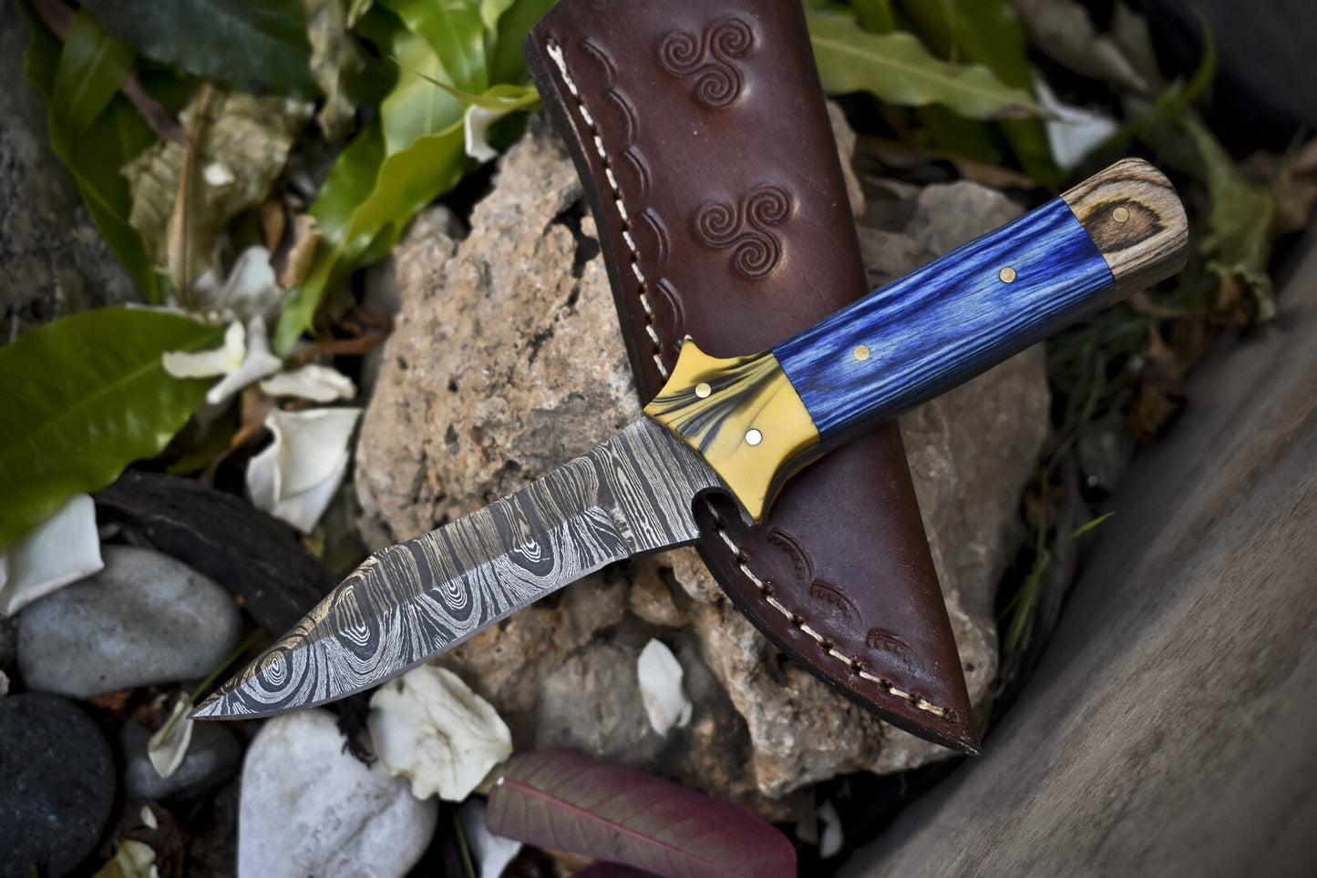 8.0" Twist Damascus Skinner Knife Hardwood Handle EDC Hunting Knife